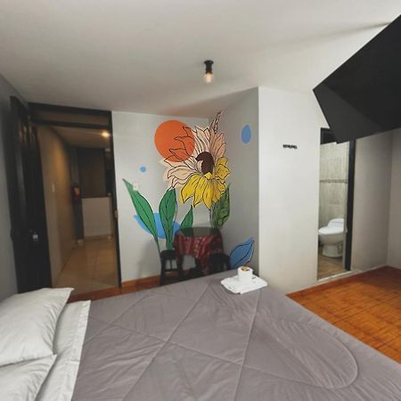 Llama Llama - Mystic Hostel Lima Dış mekan fotoğraf